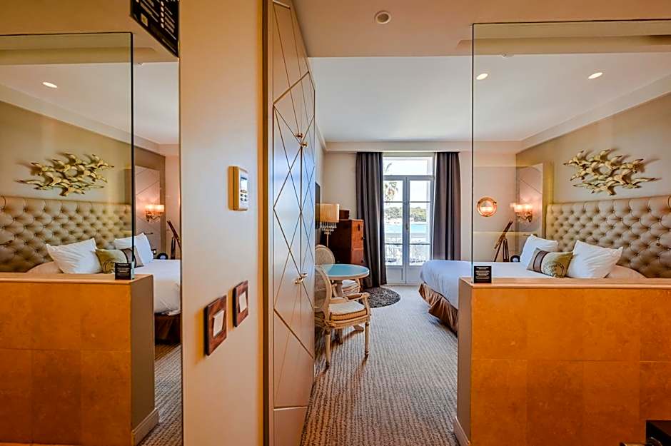 Grand Hotel Des Sablettes Plage, Curio Collection By Hilton