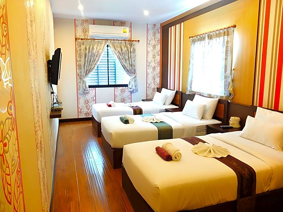 Baan Term Fun Saen Suk