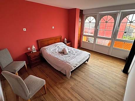 Double Room with Shared Bathroom