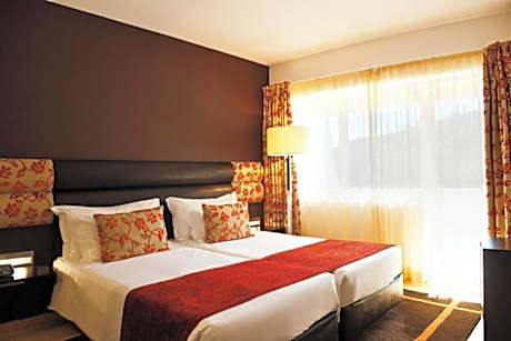 Double Twin Room with New Year's Dinner and Live Music