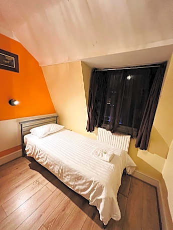 Single Room with Private Bathroom