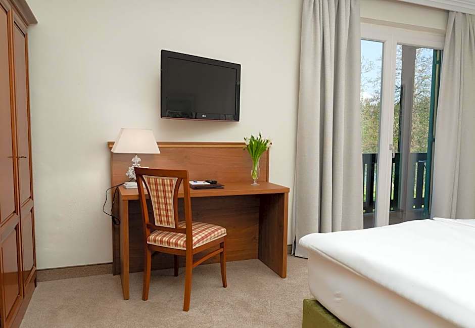 Inselhotel Faakersee