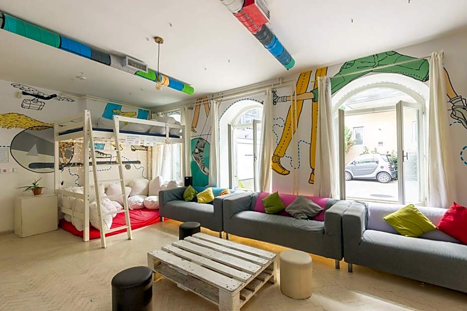 Whole Wide World Hostel