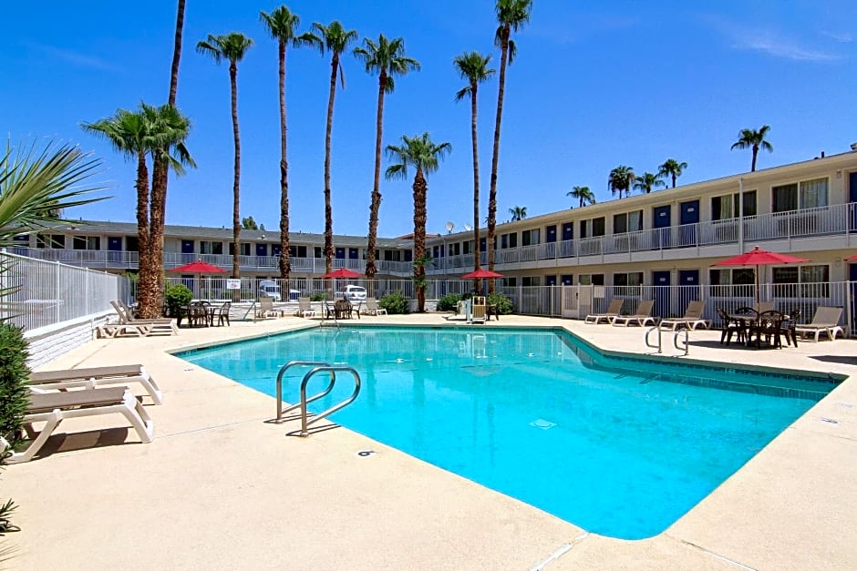 Motel 6 Scottsdale