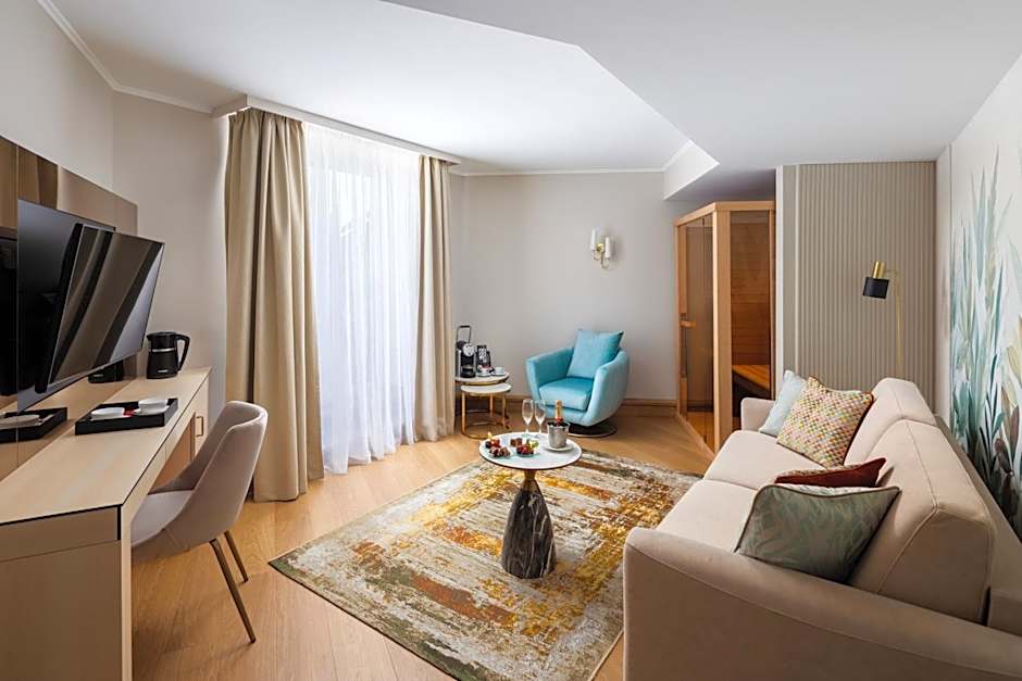 Lotus Therme Hotel & Spa