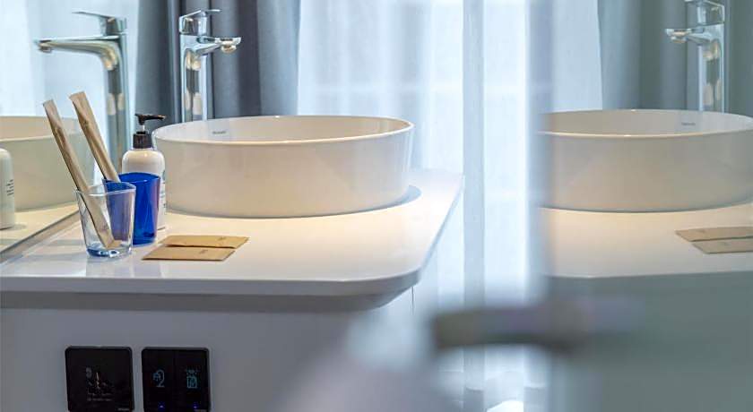 Tru by Hilton Hoa Binh City Centre