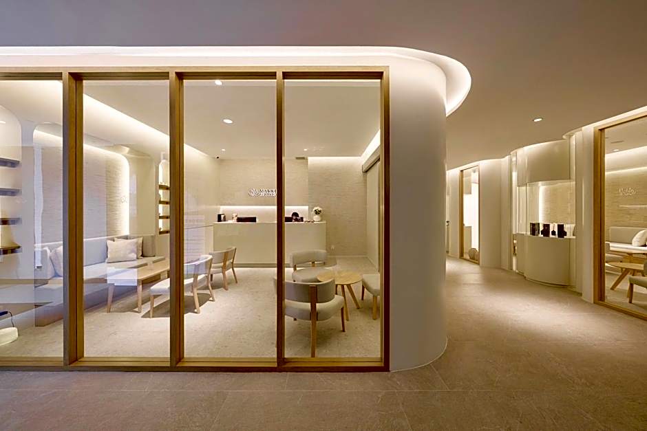 DoubleTree by Hilton Bangkok Ploenchit