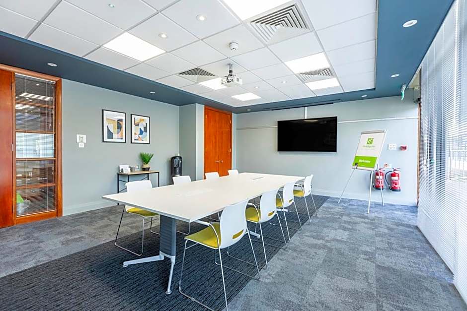 Holiday Inn Milton Keynes Central By IHG