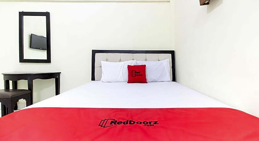 RedDoorz near Kranggan Tugu Jogja