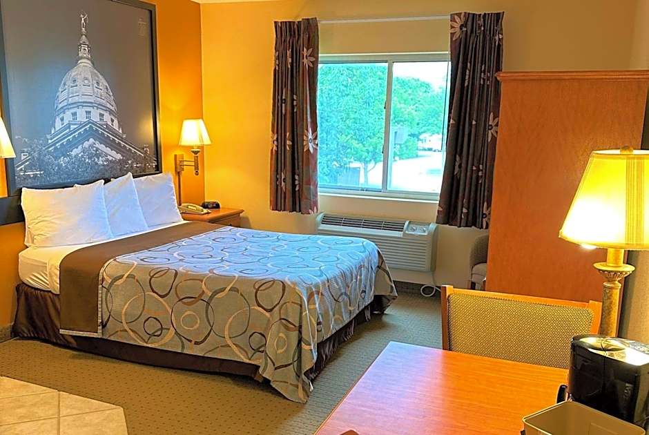 Super 8 by Wyndham Topeka at Forbes Landing