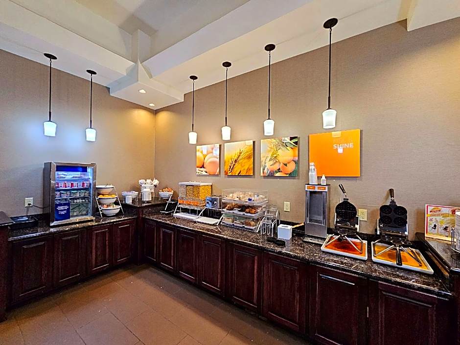 Comfort Inn & Suites Independence