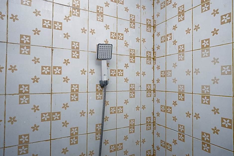 Urbanview Hotel Platinum Parepare