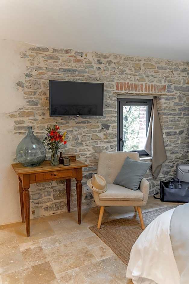 Gîtes au pied des Cévennes - Domaine Les Terres Aoyama