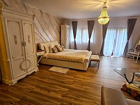 Deluxe Double or Twin Room with Spa Bath