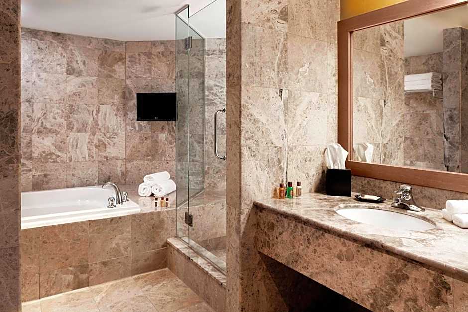 Sheraton Laval Hotel