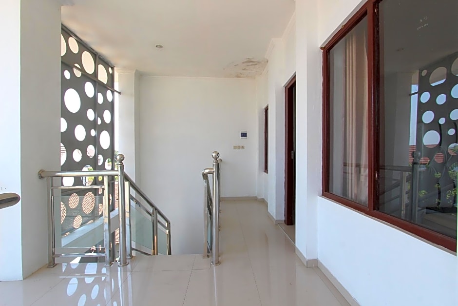 Hotel O Griya Lestari Pati 2