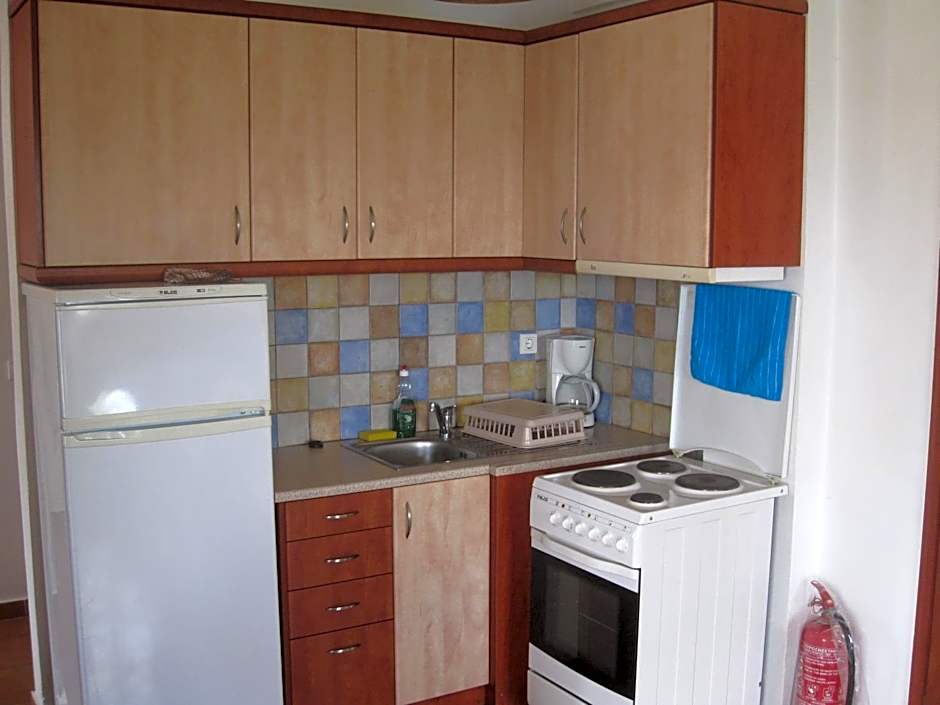 Ikaria Utopia - Cusco Studios