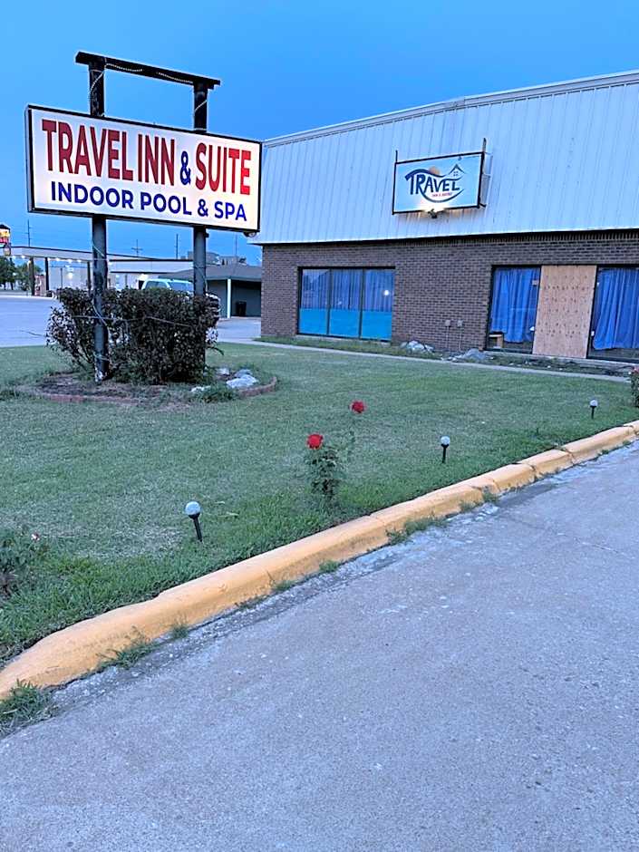 Travel Inn & Suites