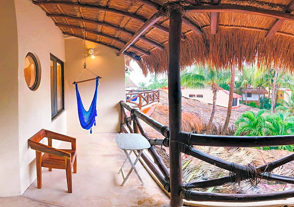 Holbox Dream Beachfront Hotel