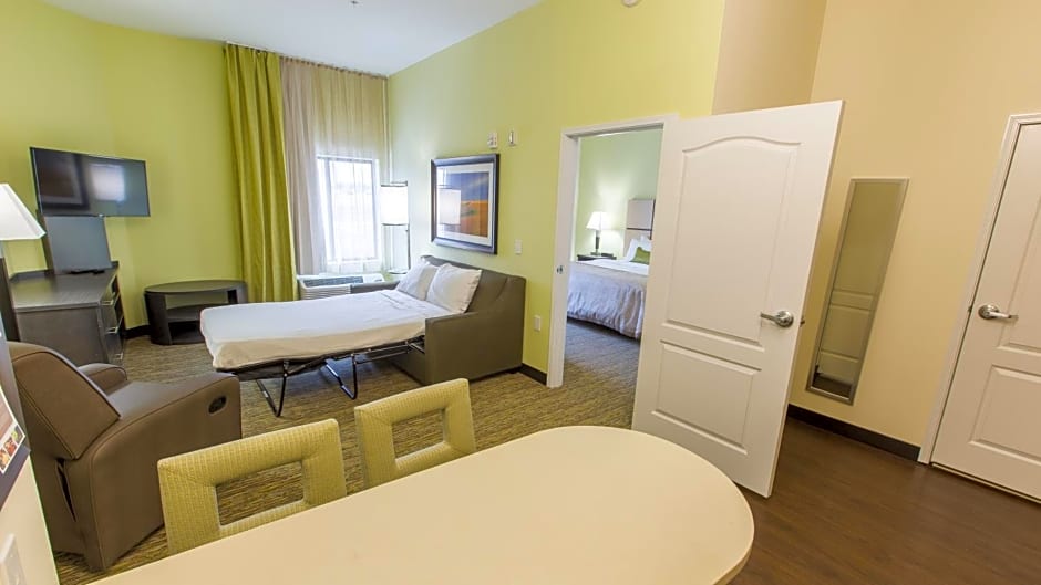 Candlewood Suites Overland Park By IHG