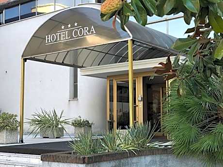 Hotel Cora