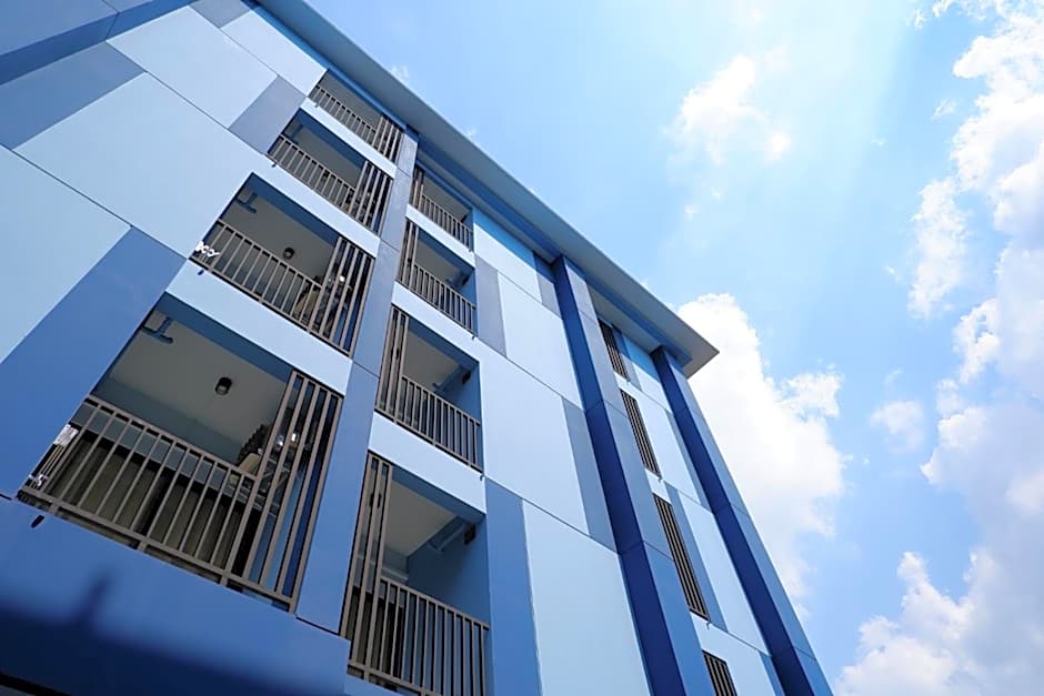 J & L Residence and Spa