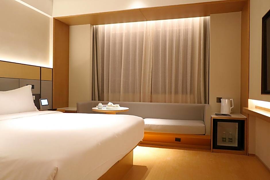 Ji Hotel Shenzhen North Railway Station