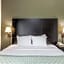 Ramada by Wyndham Newburgh/West Point