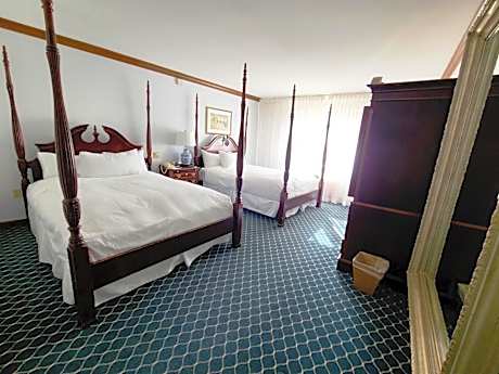 Queen Room - Disability Access