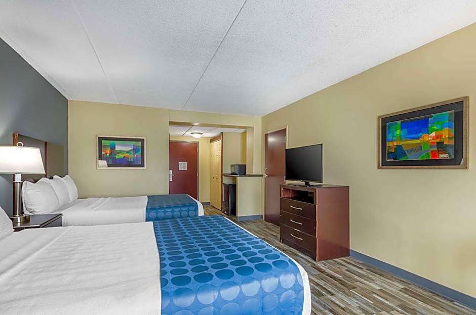 Best Western Plus Waynesboro Inn & Suites Conference Center
