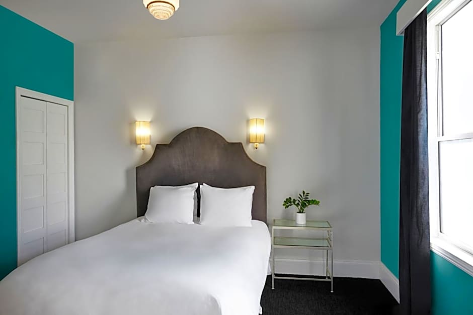 Mount View Hotel & Spa