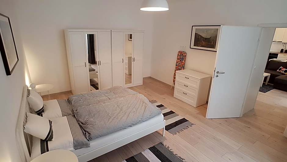 Piacsek Apartmanház