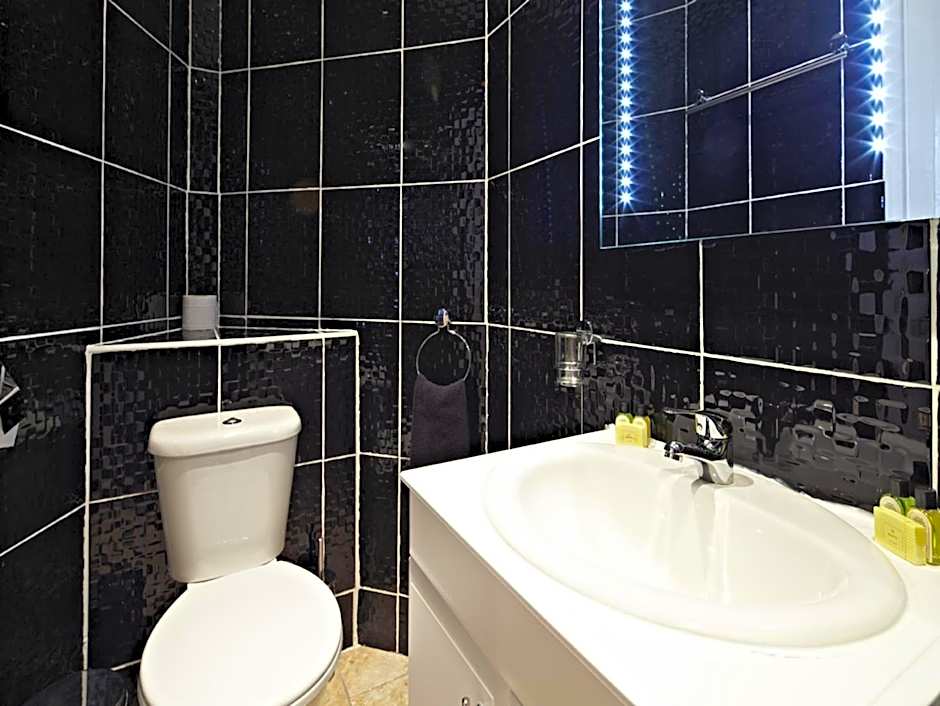 Hyde Park Rooms & Apartments