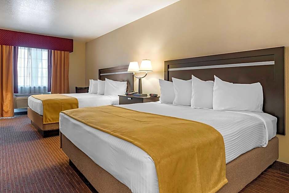 Best Western Luxury Inn
