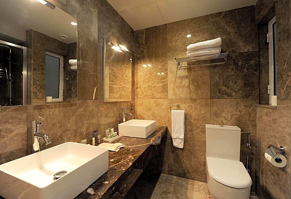 The Manoel Hotel