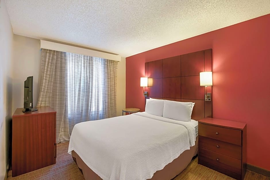 SenS Suites Livermore, SureStay Collection by Best Western