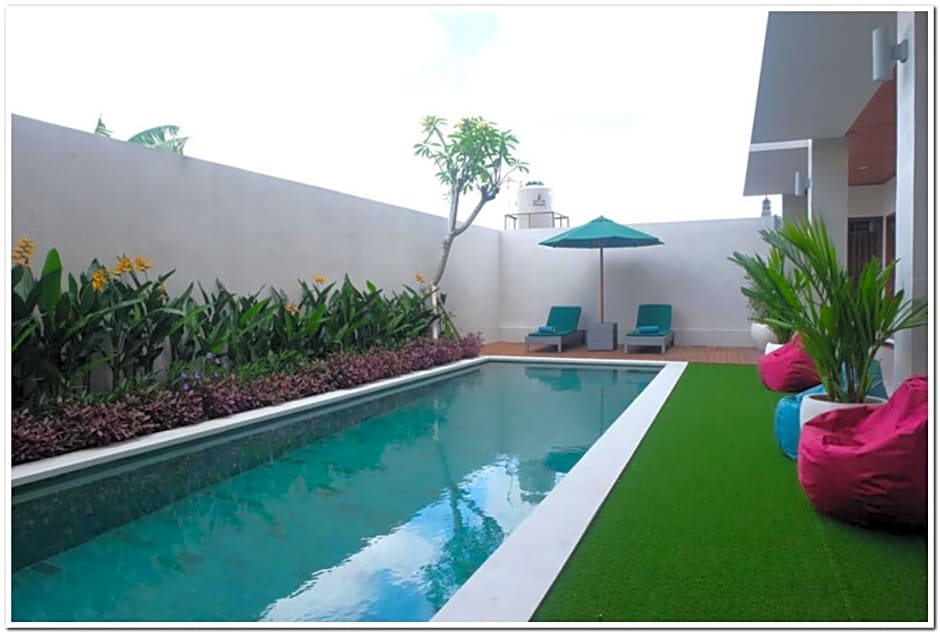 RedDoorz Plus near Canggu Beach