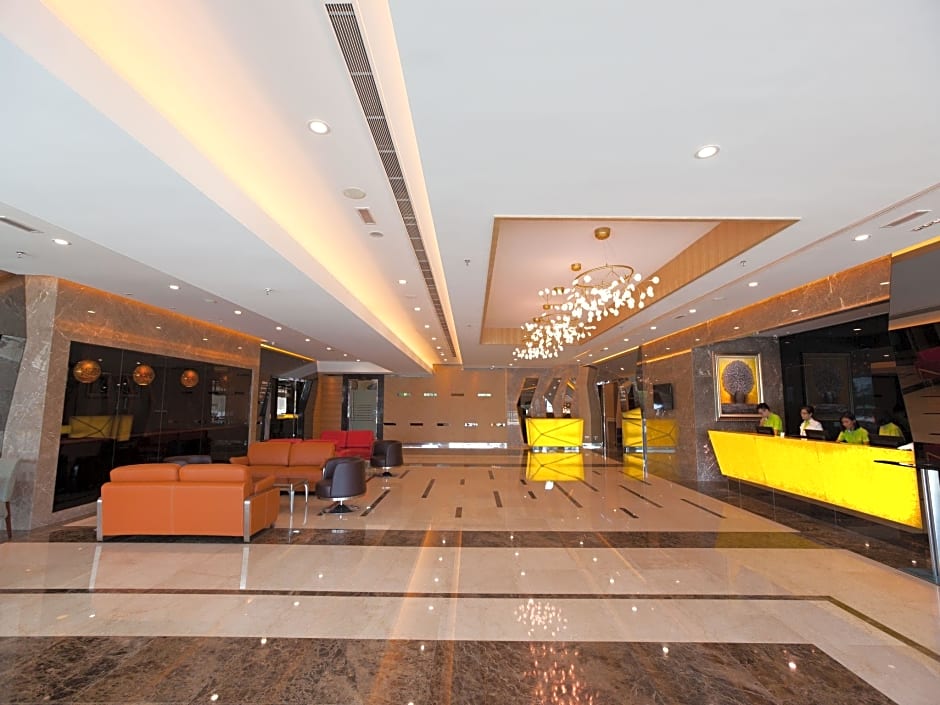 Greens Hotel & Suites