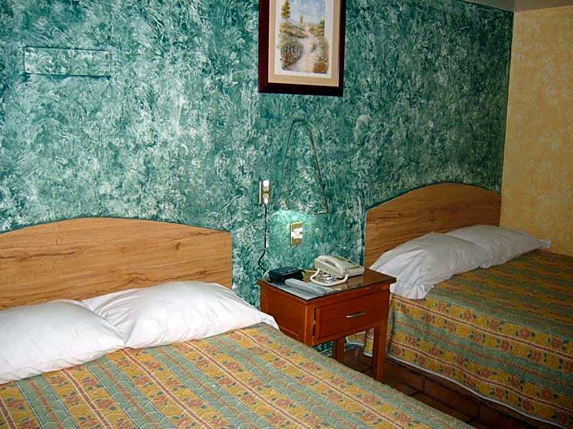 Hotel Del Rio Inn