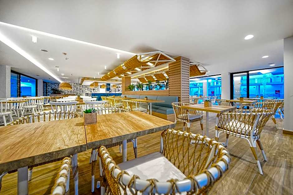 Broncemar Beach Suites