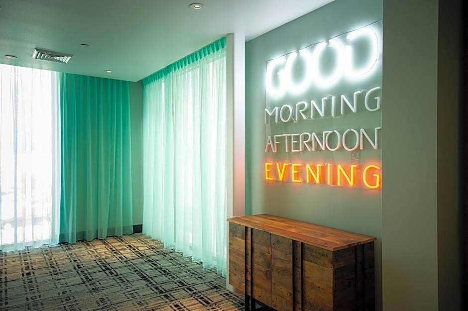 Hotel Indigo Madison Downtown By IHG