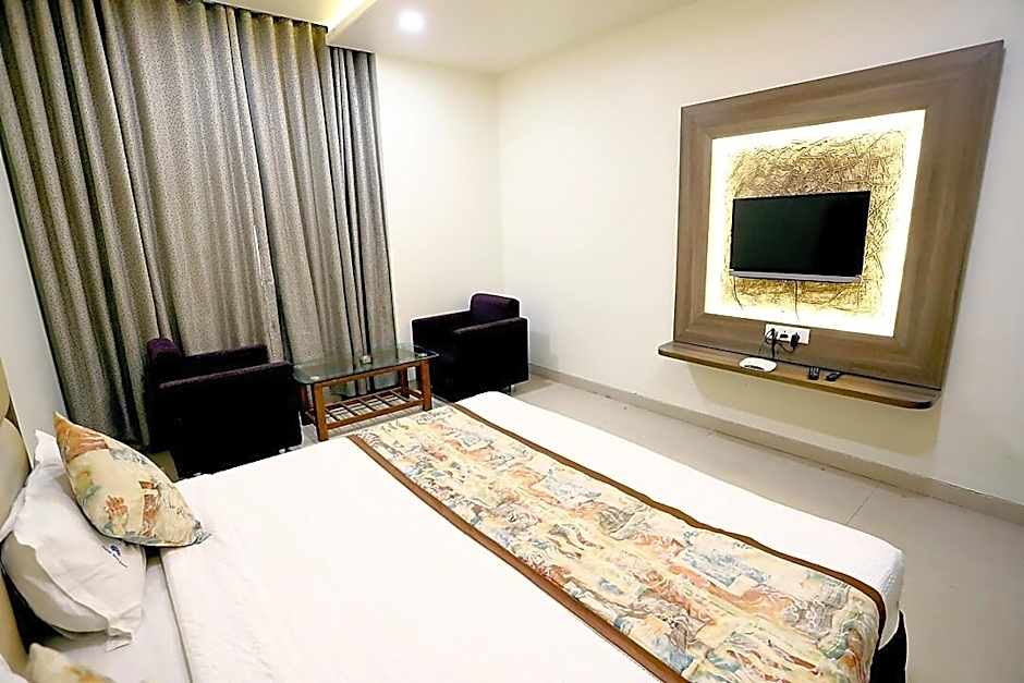 HOTEL BLUE PEARL