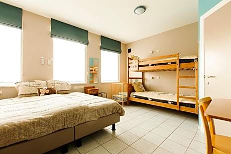 Standard Family Room