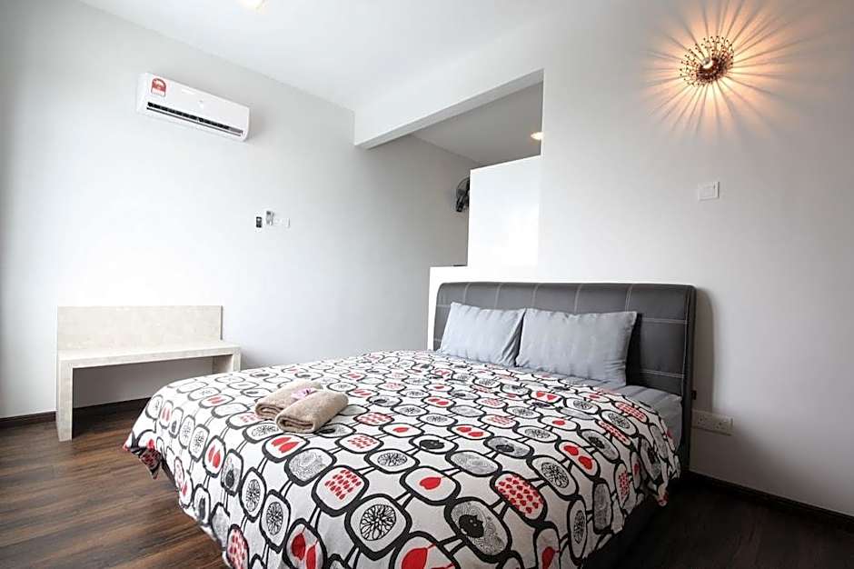 New Luxury Shamrock Beach Villas Seaview