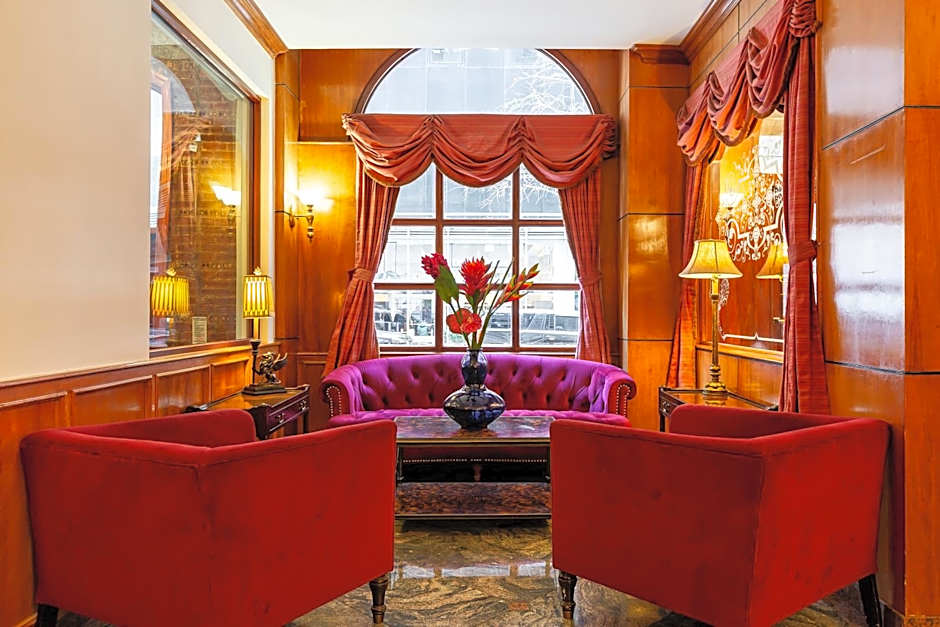 Hotel St. James
