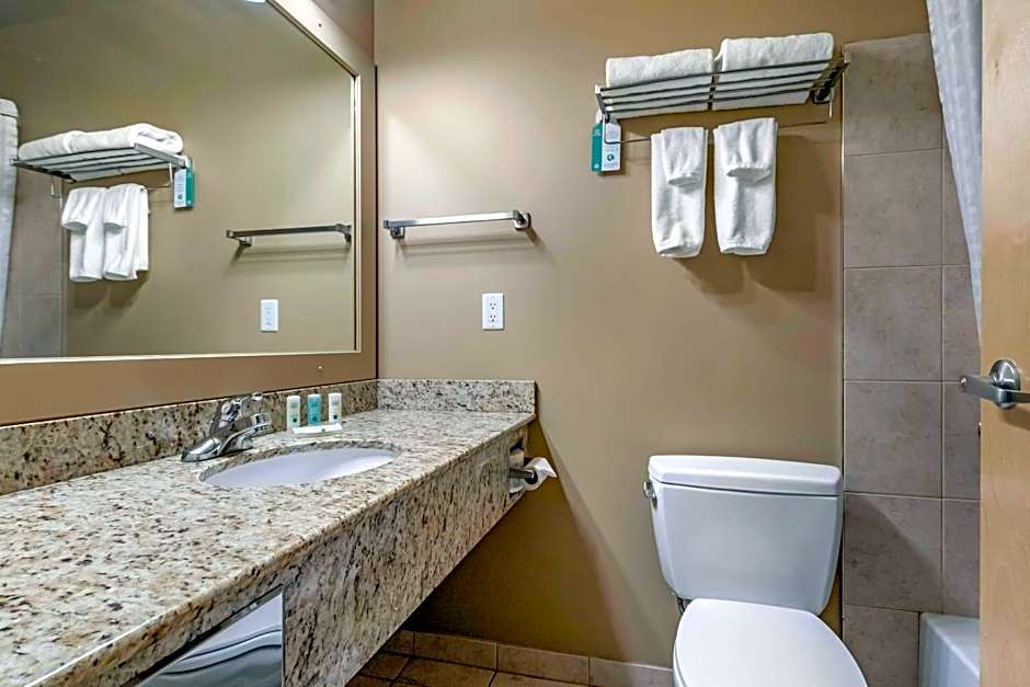 Quality Inn & Suites