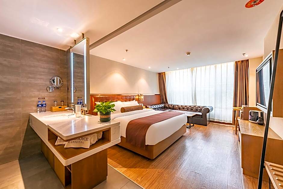 James Joyce Coffetel Shijiazhuang the Mixc Jinyuan Tower Airport Bus
