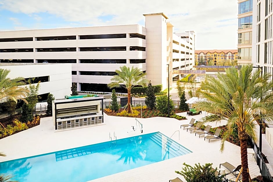 AC Hotel by Marriott Tampa Airport