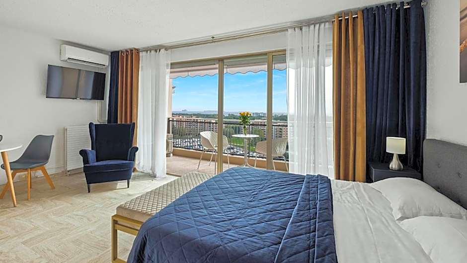 Cannes Marina Appart Hotel Mandelieu