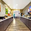 La Quinta Inn & Suites by Wyndham Pomona